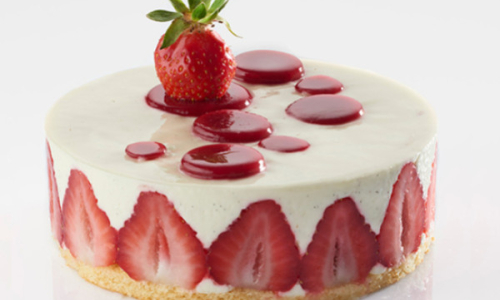  Valrhona Strawberry, Lemon & White Chocolate Gateau